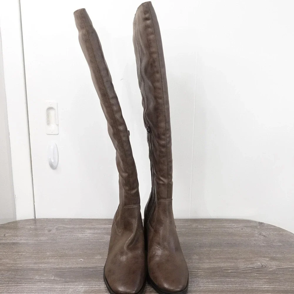 New! Frye And Co Lyanna Boots Womens‎ Size 6 Brown Over The Knee Riding